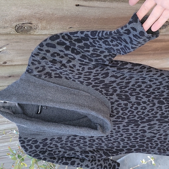 Express Grey & Black animal print Sweater Dress - Picture 4 of 7